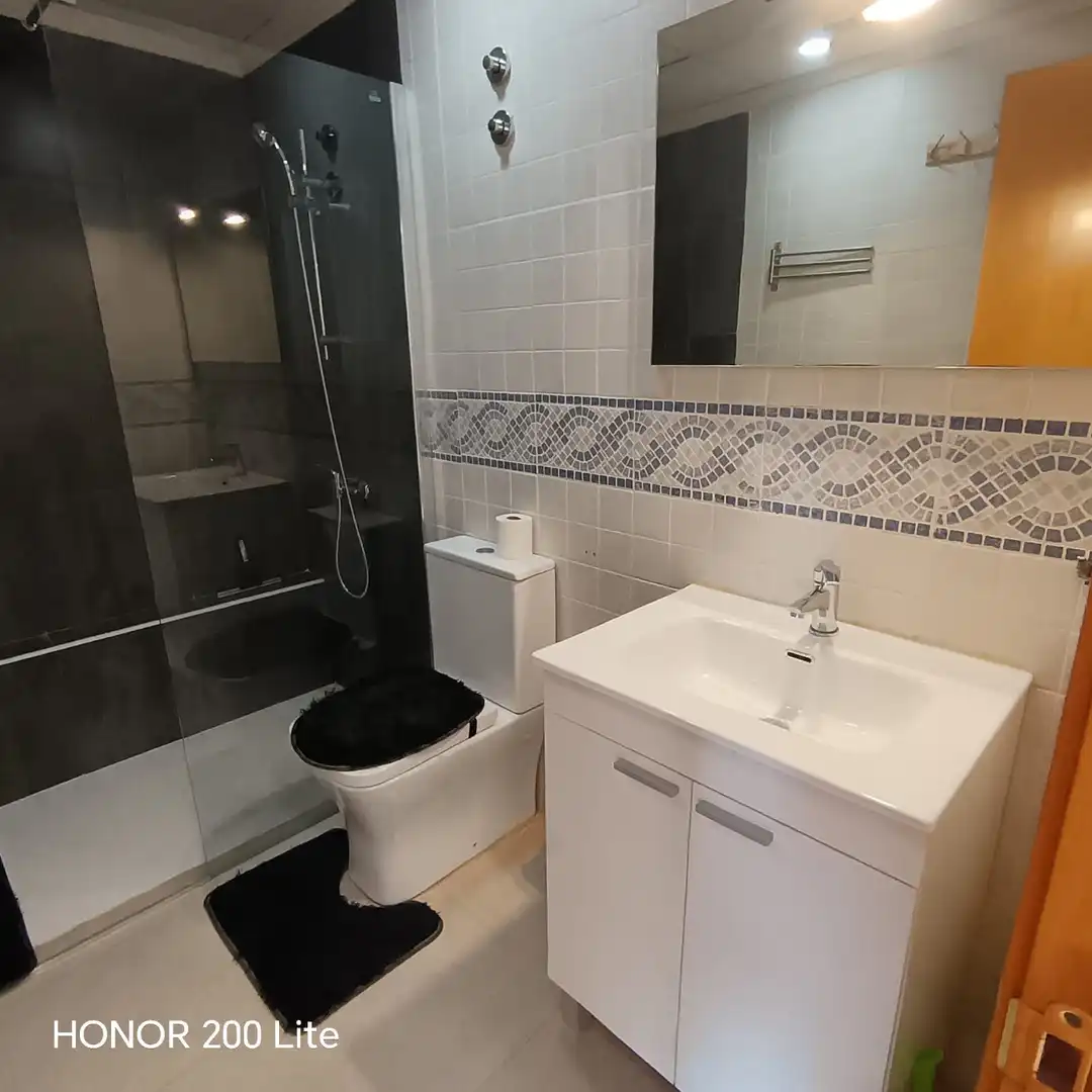 Badezimmer von Wohnung zur Miete in Benicarló mit Klimaanlage, Heizung und Ofen