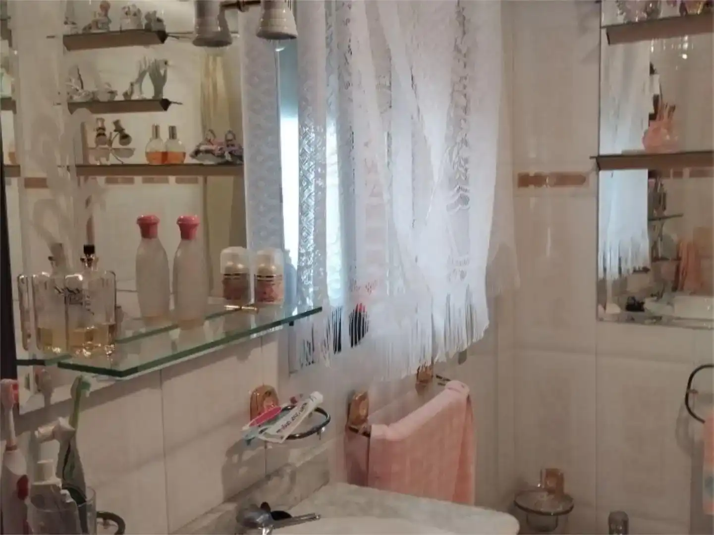 Bany de Casa adosada en venda en Peñaranda de Bracamonte amb Balcó