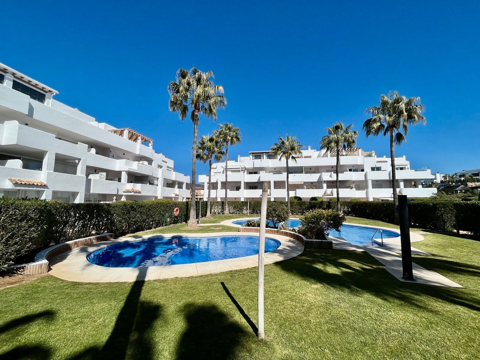 Exterior view of Apartment for sale in Estepona  with Air Conditioner, Terrace and Storage room