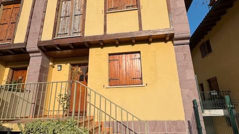 Foto 3 de Casa adosada en venda a Calle Bekolanda, Etxalar, Navarra