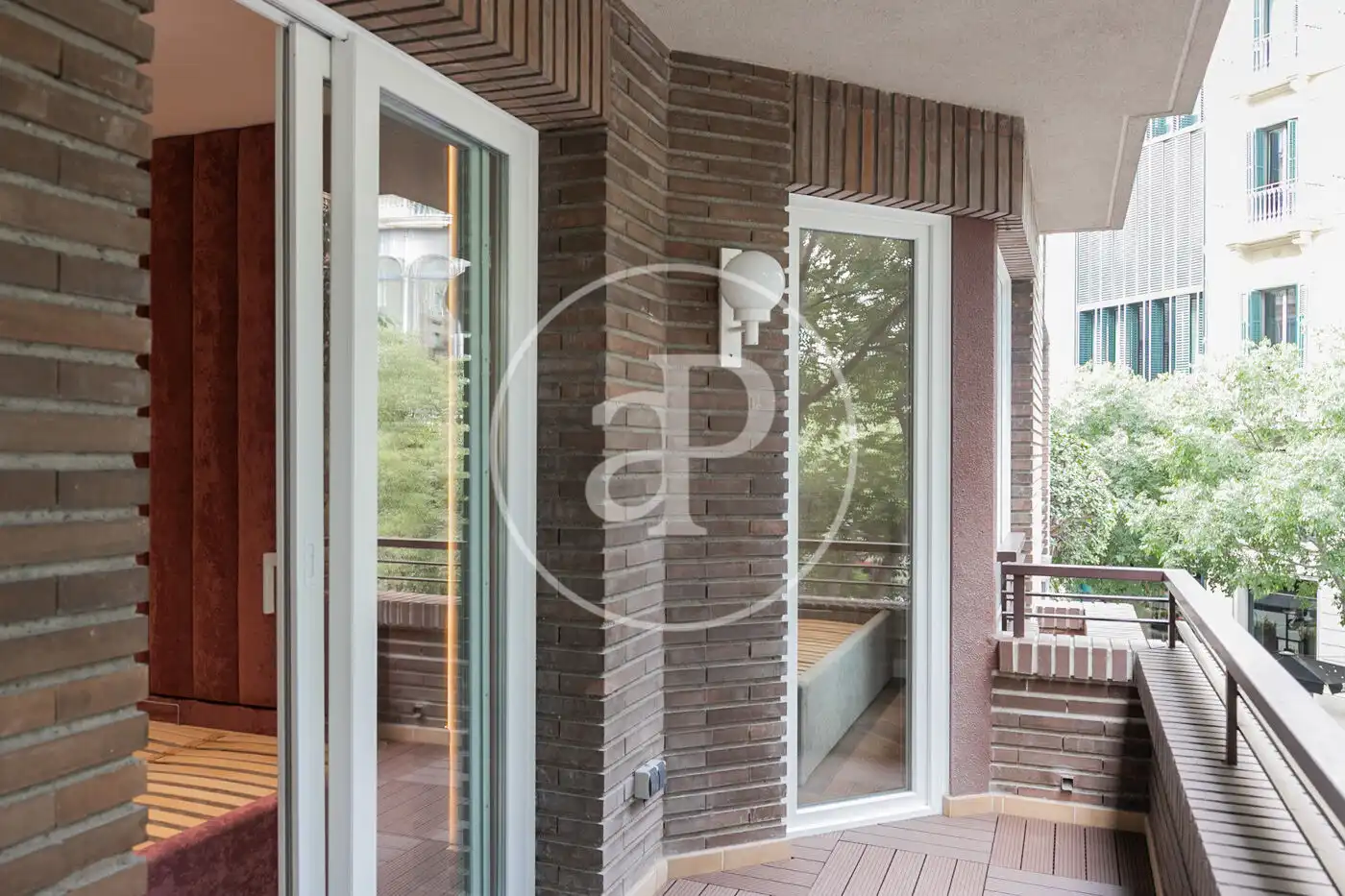 Terrasse von Wohnung zum Verkauf in Barcelona mit Klimaanlage, Heizung und Balkon