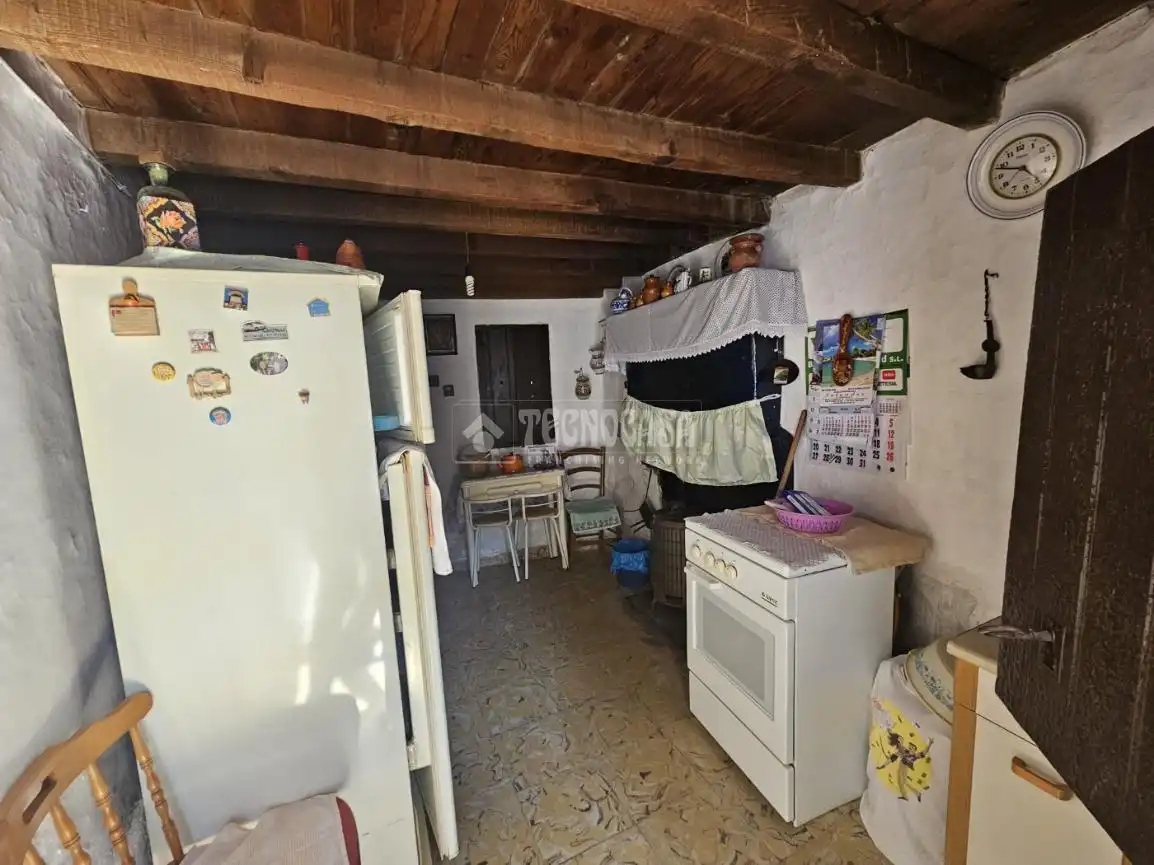 Cocina de Casa o chalet en venta en Caleruela con Jardín privado
