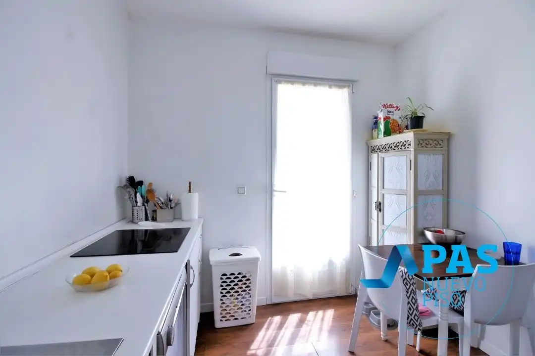Küche von Haus oder Chalet zum Verkauf in Santander mit Privatgarten, Parkett und Terrasse