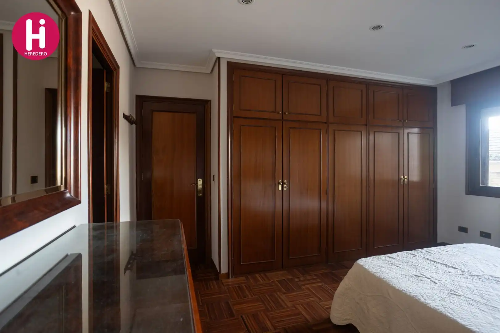 Schlafzimmer von Wohnung zum Verkauf in Vigo  mit Heizung und Abstellraum