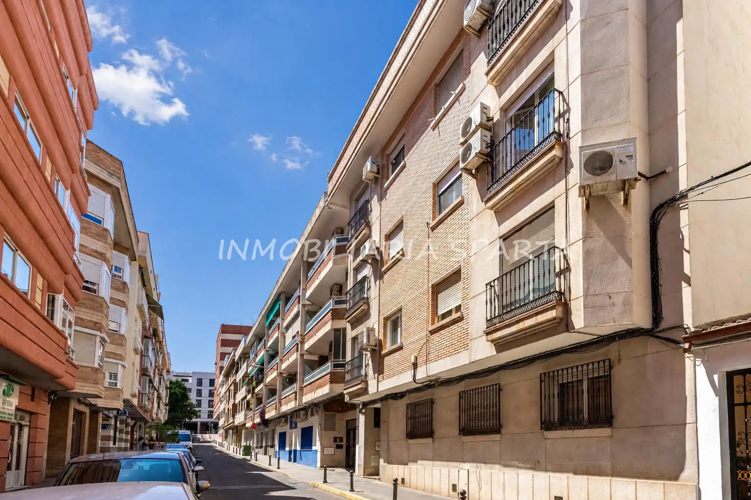 Exterior view of Duplexes for sale in Ciudad Real  with Air Conditioner, Heating and Parquet flooring