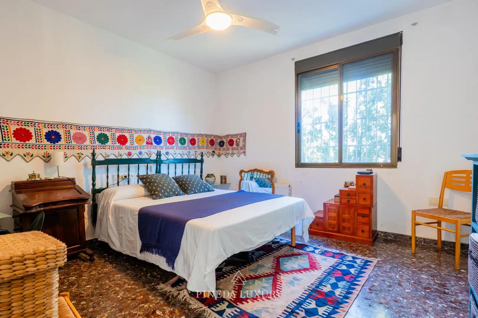 Bedroom of Houses for sale in L'Eliana