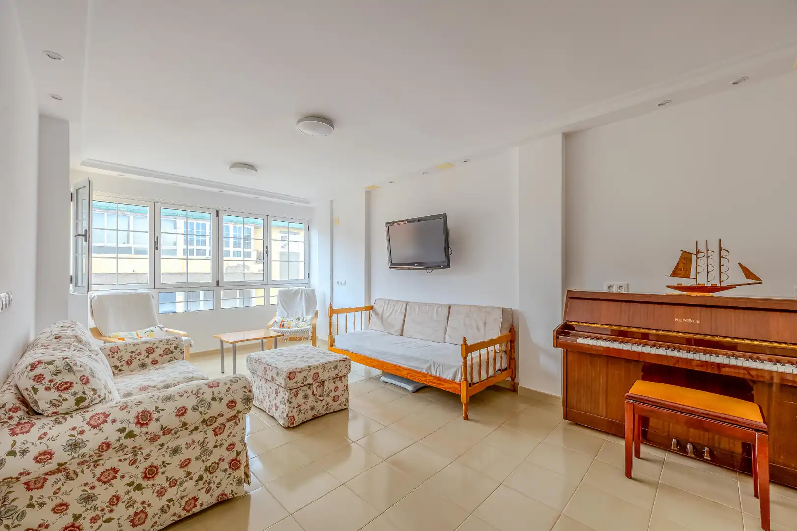Wohnung mit Aufzug zum Verkauf in Calle Licenciado Calderín 24, imagen 4