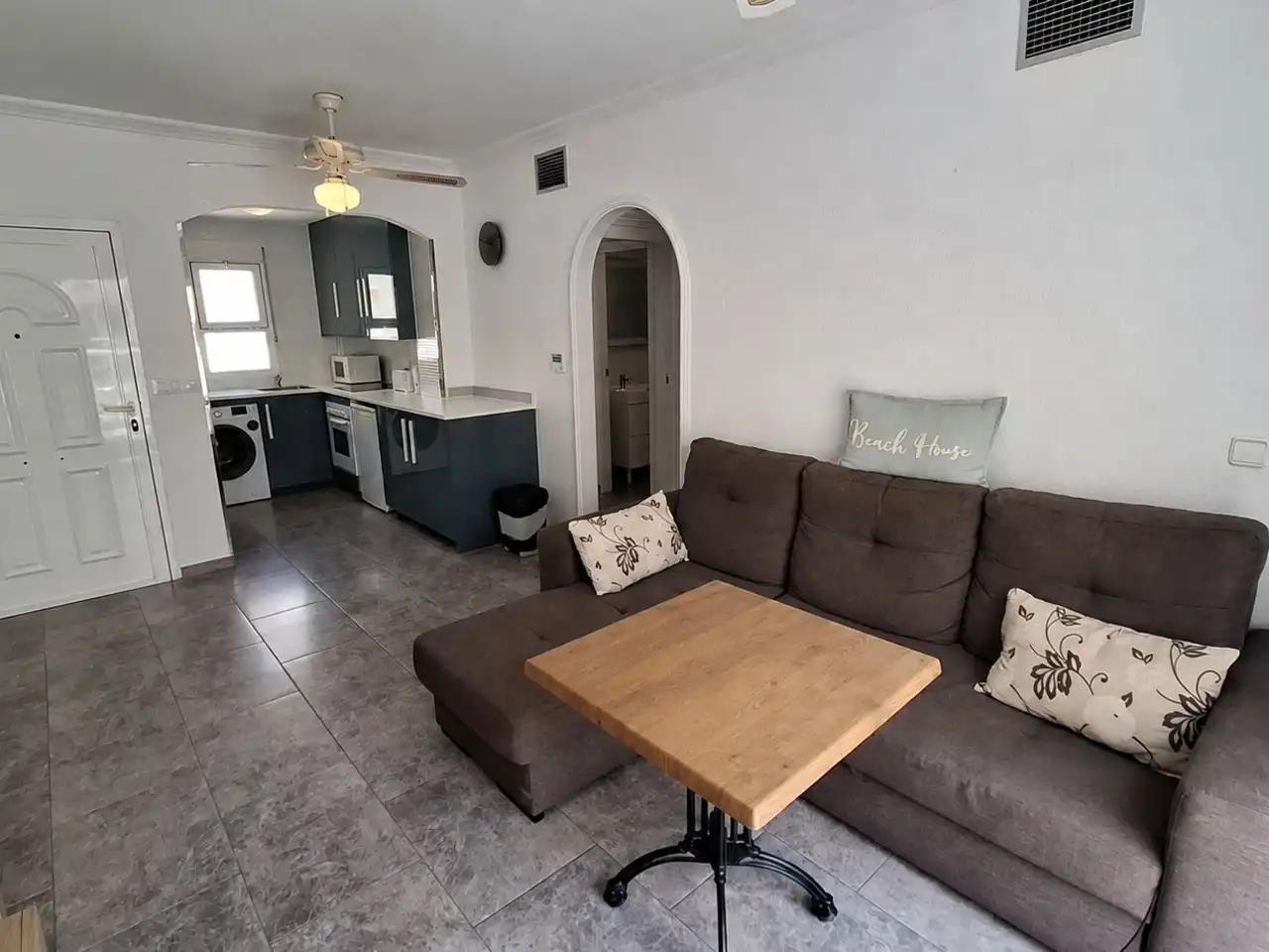 Sala d'estar de Apartament en venda en Mojácar amb Aire condicionat, Terrassa i Piscina