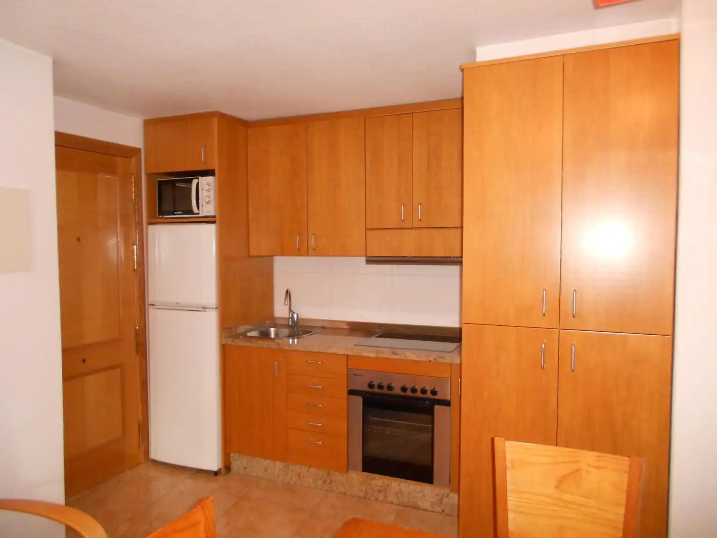 Cuina de Apartament de lloguer en Murcia amb Aire condicionat, Terrassa i Moblat
