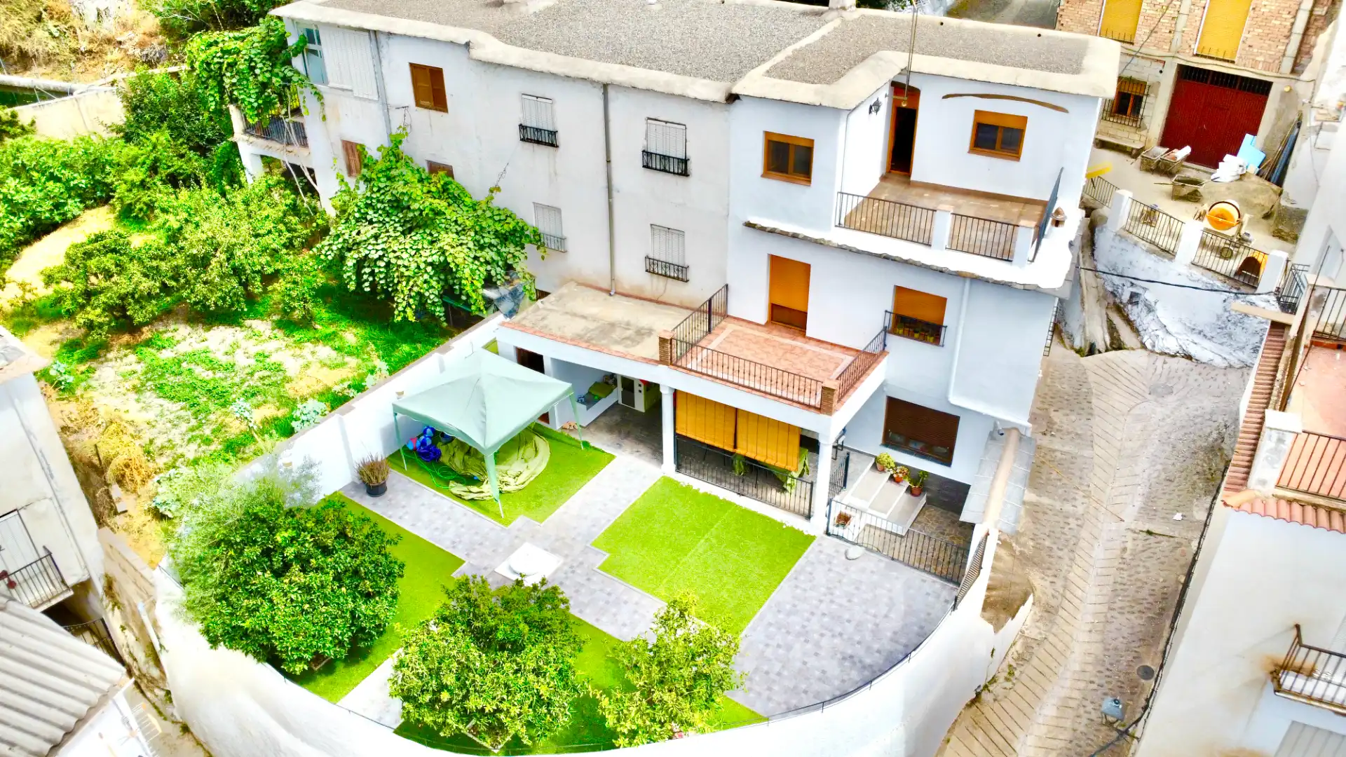 Jardí de Casa o xalet en venda en Válor amb Calefacció, Jardí privat i Terrassa