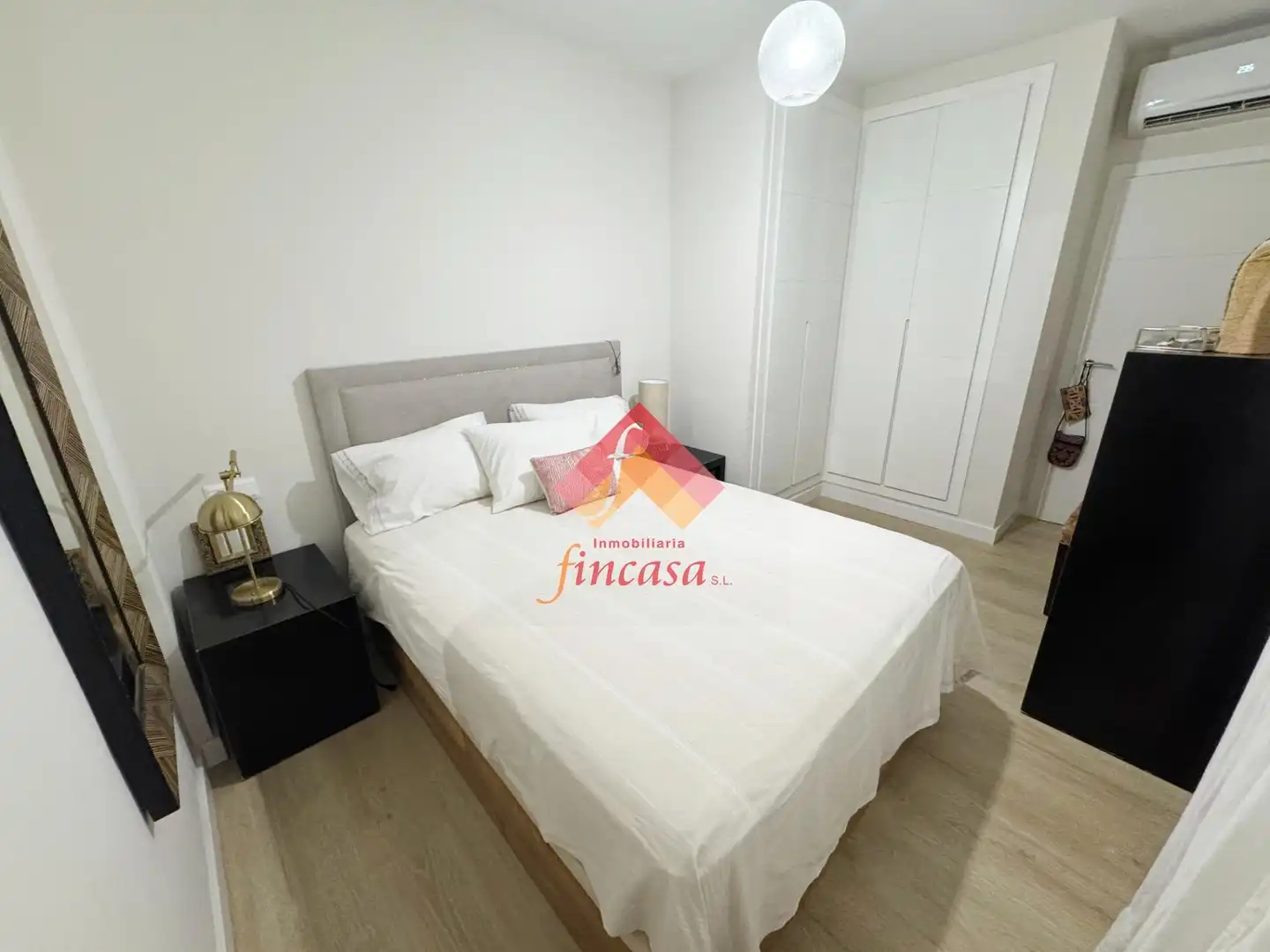 Bedroom of Flat for sale in Ronda  with Terrace and Storage room