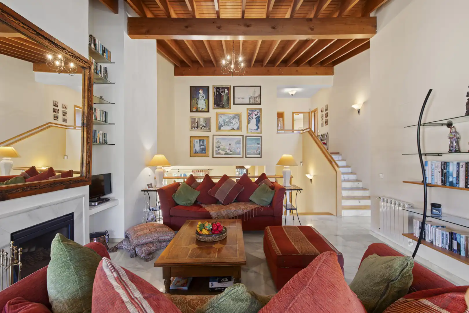 Living room of Houses for sale in Benahavís  with Air Conditioner, Heating and Private garden
