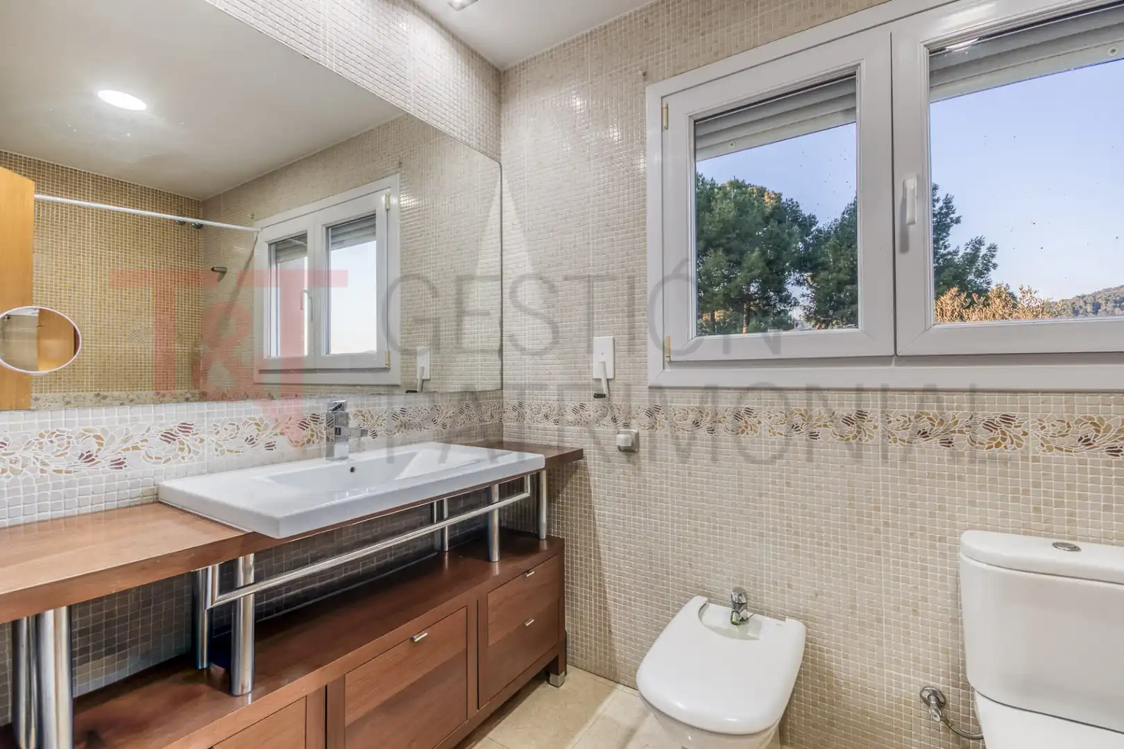 Bathroom of Houses for sale in Matadepera  with Heating, Private garden and Terrace
