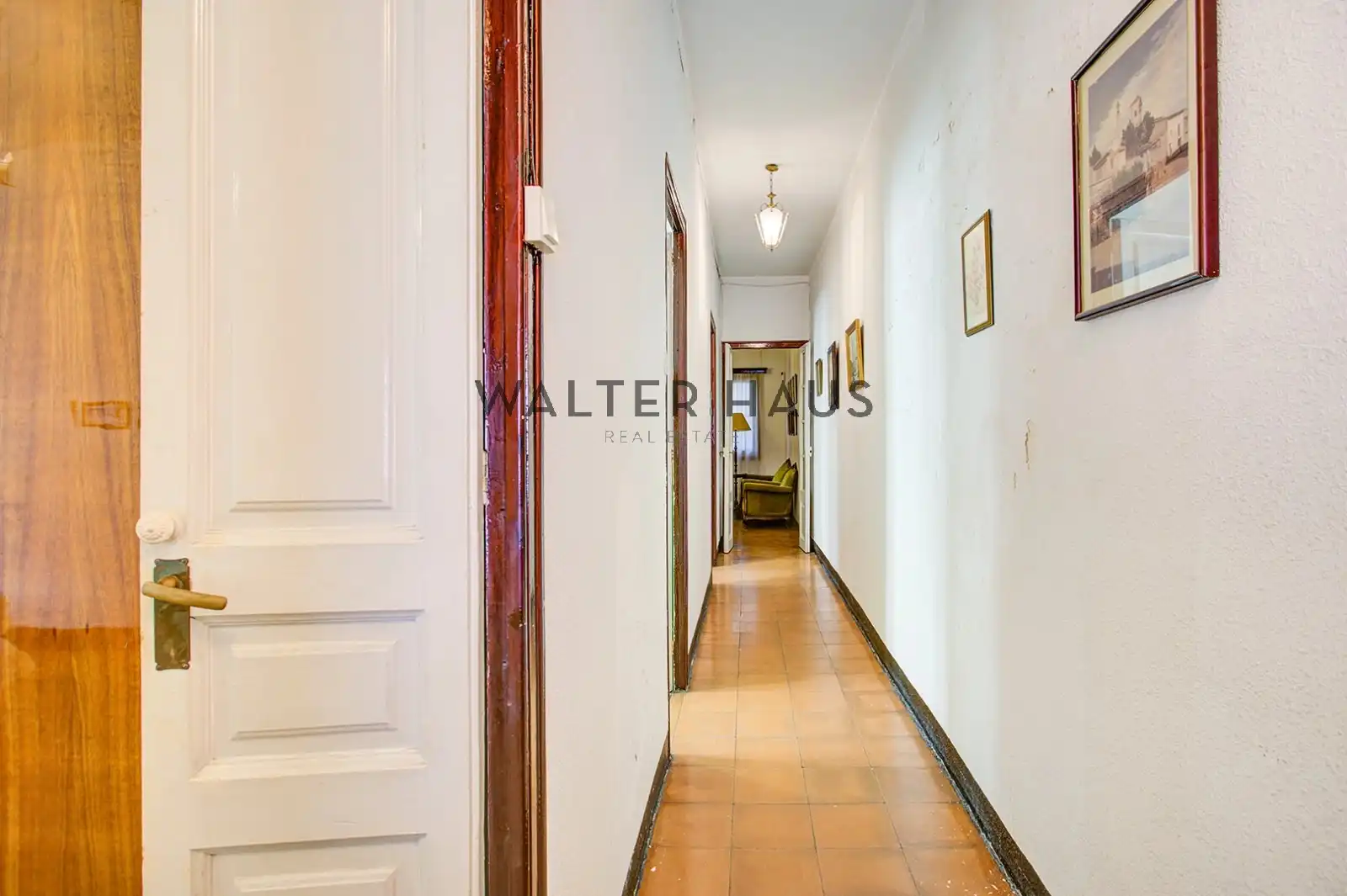 Piso en venta en Barcelona con Balcón