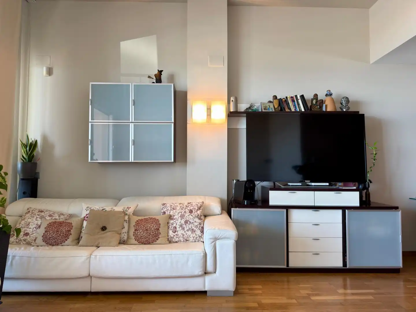 Sala d'estar de Apartament en venda en Cubelles amb Aire condicionat, Calefacció i Parquet