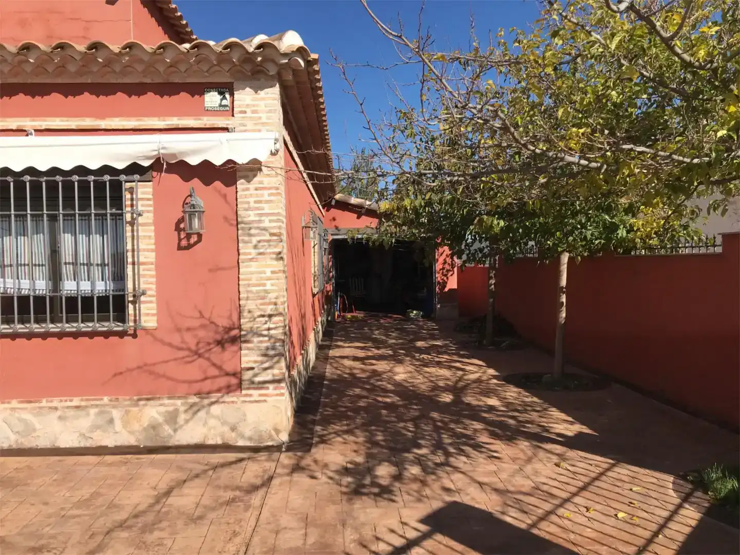 Vista exterior de Casa o chalet en venta en Tribaldos con Aire acondicionado, Jardín privado y Piscina