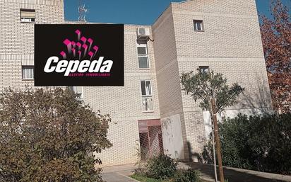 Exterior view of Flat for sale in Ciudad Real Capital  with Air Conditioner