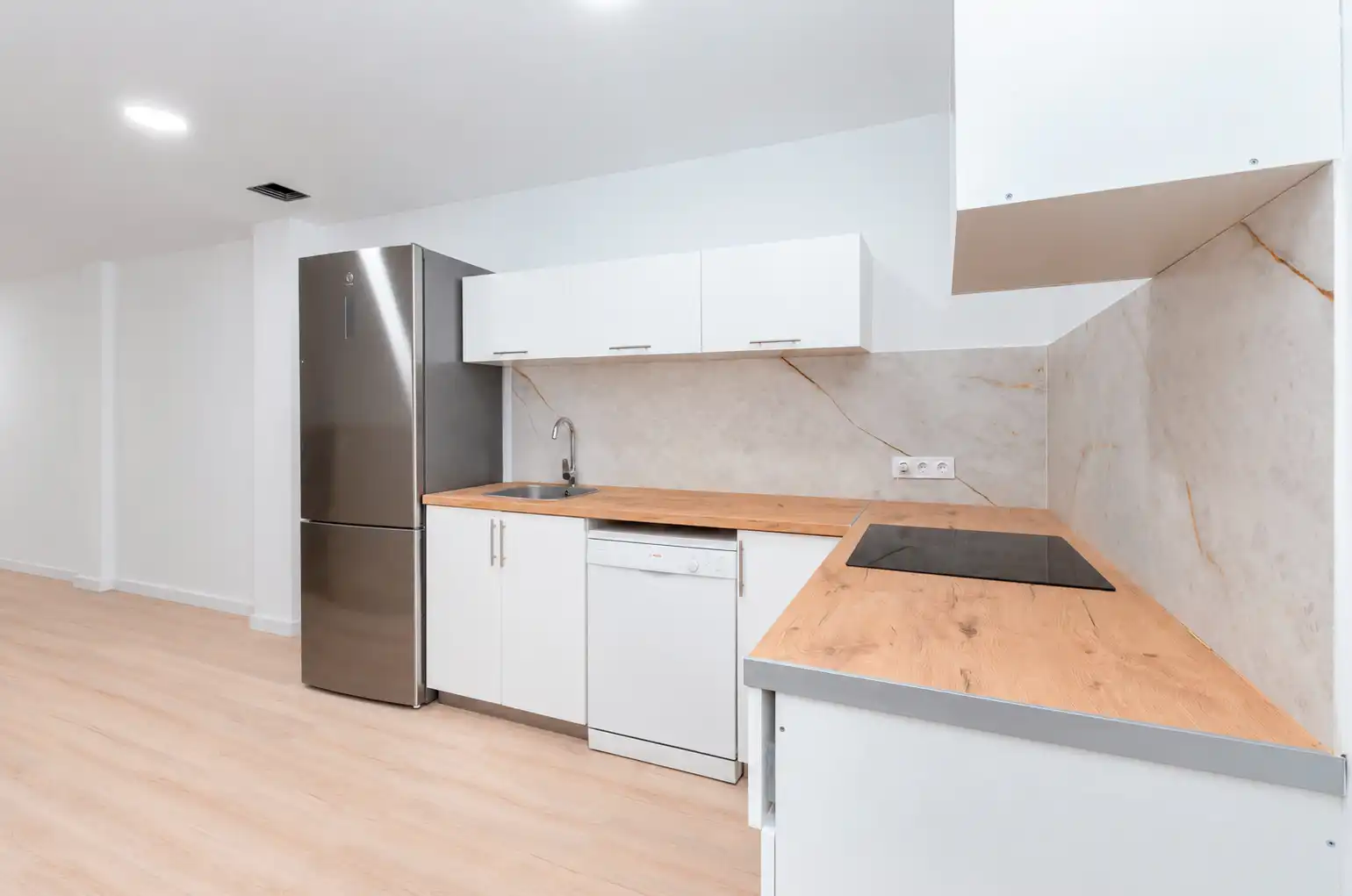 Appartamento con ascensore in vendita a Carrer de Mossèn Jacint Verdaguer, imagen 2