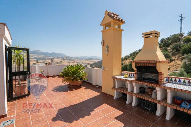 Casa-chalet en Venta en Calle Calle Mariano del Pino Marqués en Casabermeja