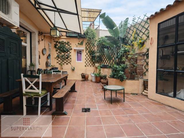 Dúplex en Venta en Calle Duc en Barri Gòtic