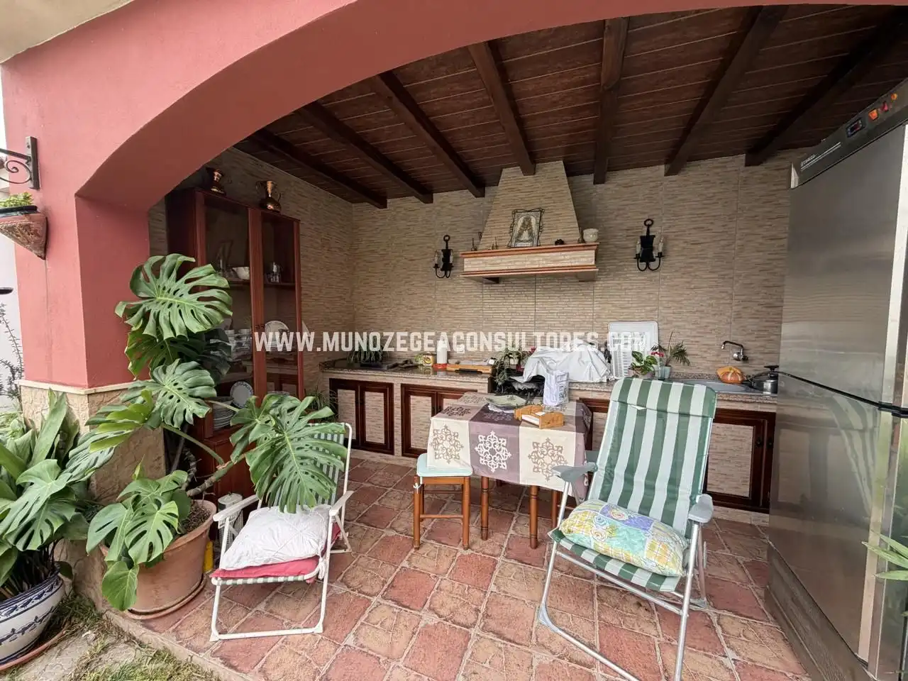 House with pool for sale in Calle Don Juan de Borbón, imagen 4
