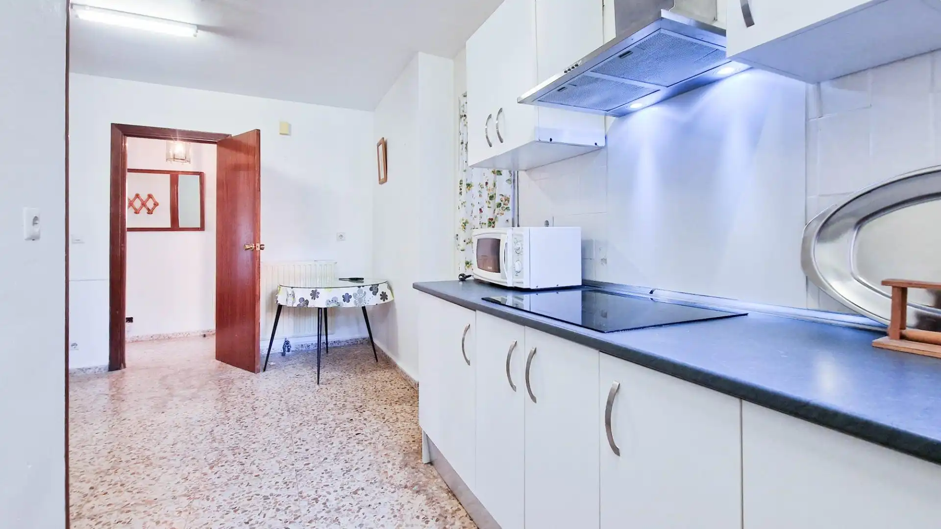 Küche von Wohnung zur Miete in Badajoz mit Privatgarten, Möbliert und Balkon