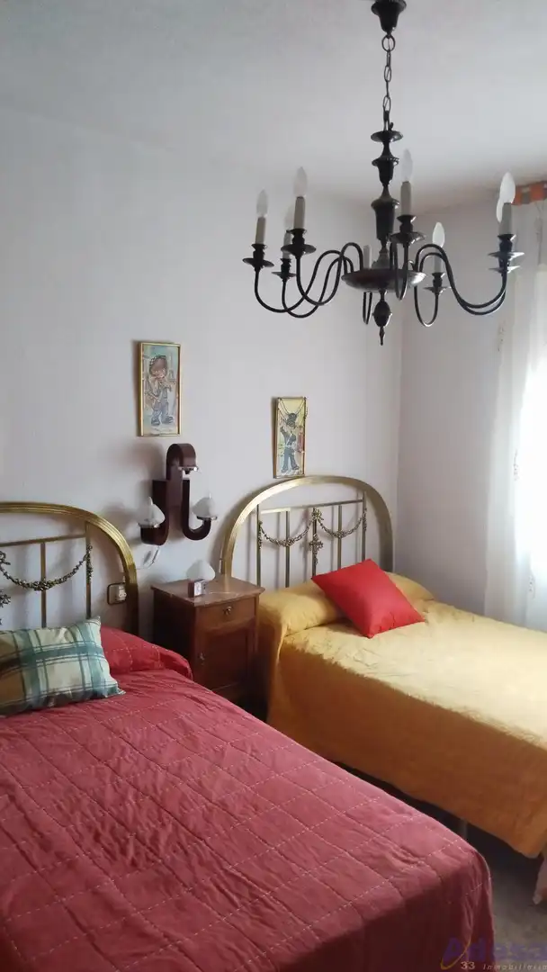 Habitación de Casa o chalet en venta en Almorox con Calefacción, Trastero y Piscina