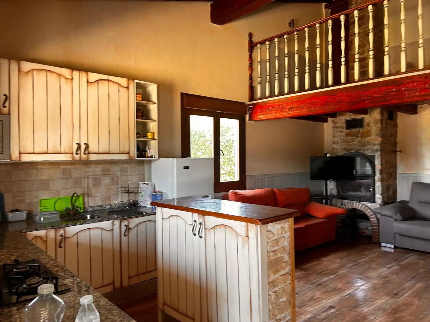Cocina de Finca rústica en venta en Tricio con Jardín privado, Terraza y Amueblado