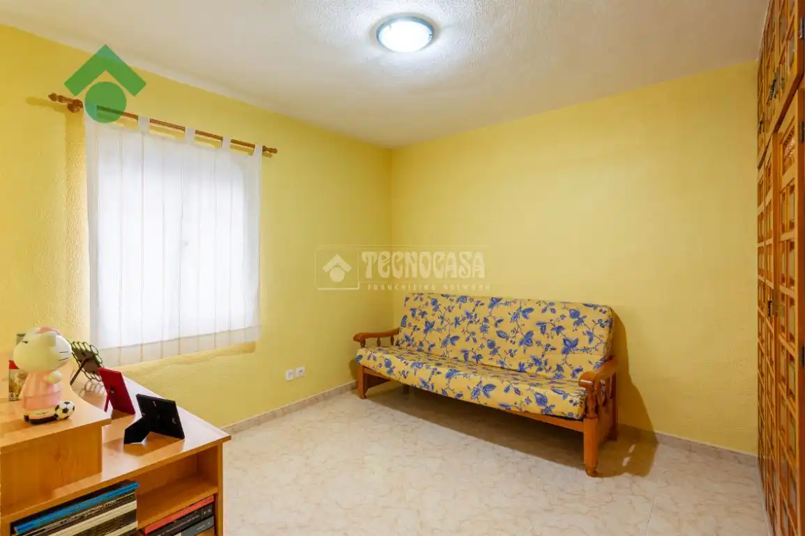 Casa adosada en venda a Almuñecar Centro