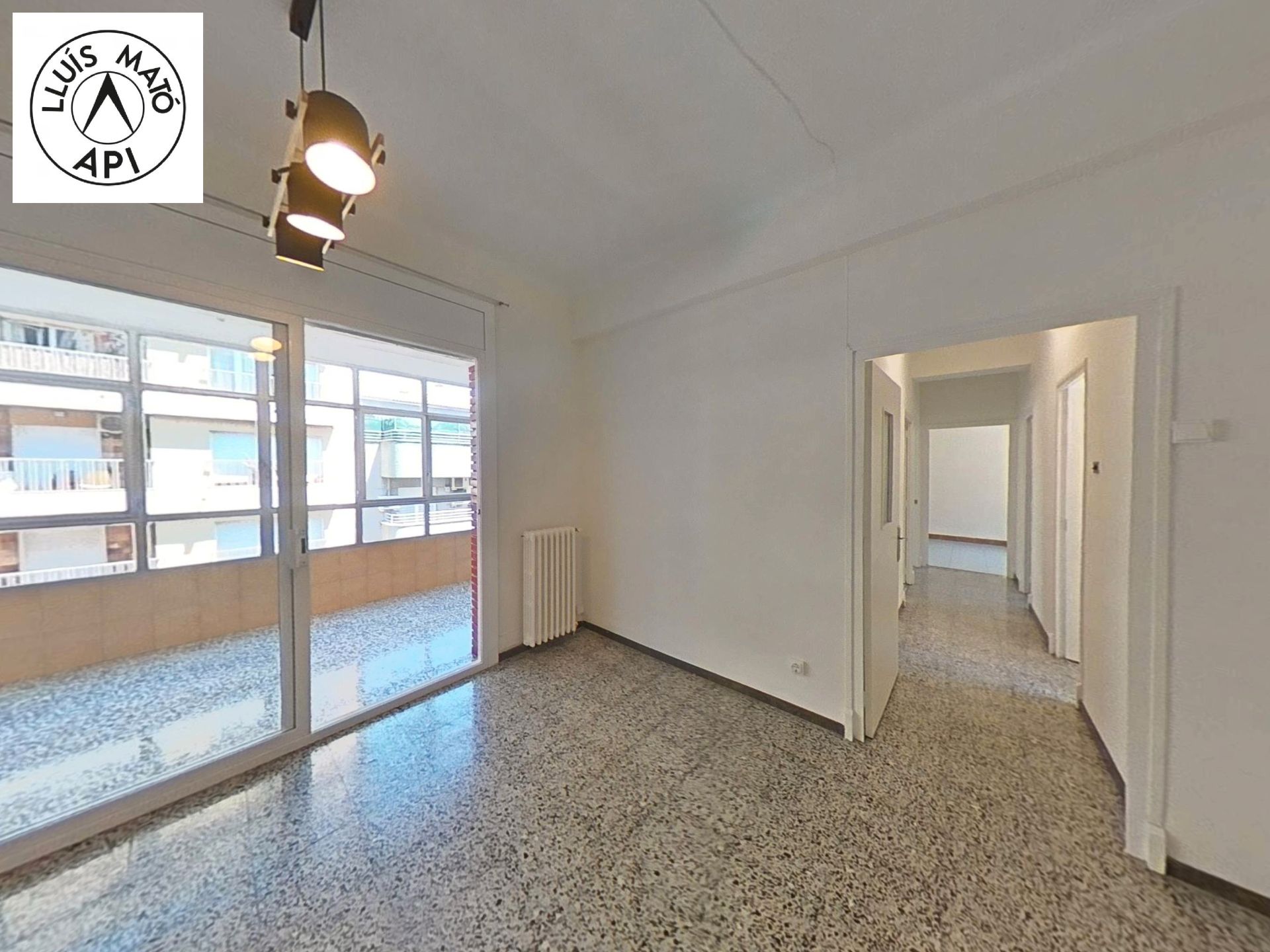 Living room of Flat to rent in Girona Capital  with Heating, Terrace and Oven