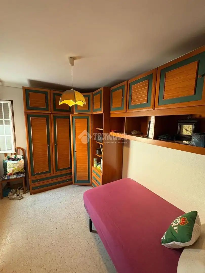 Habitación de Piso en venta en La Rinconada con Aire acondicionado