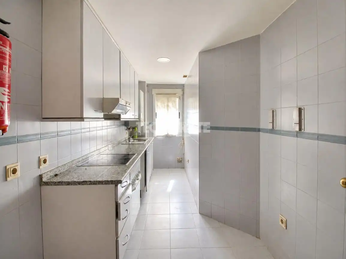 Appartamento con piscina in vendita a Avenida Río Estenilla, imagen 9