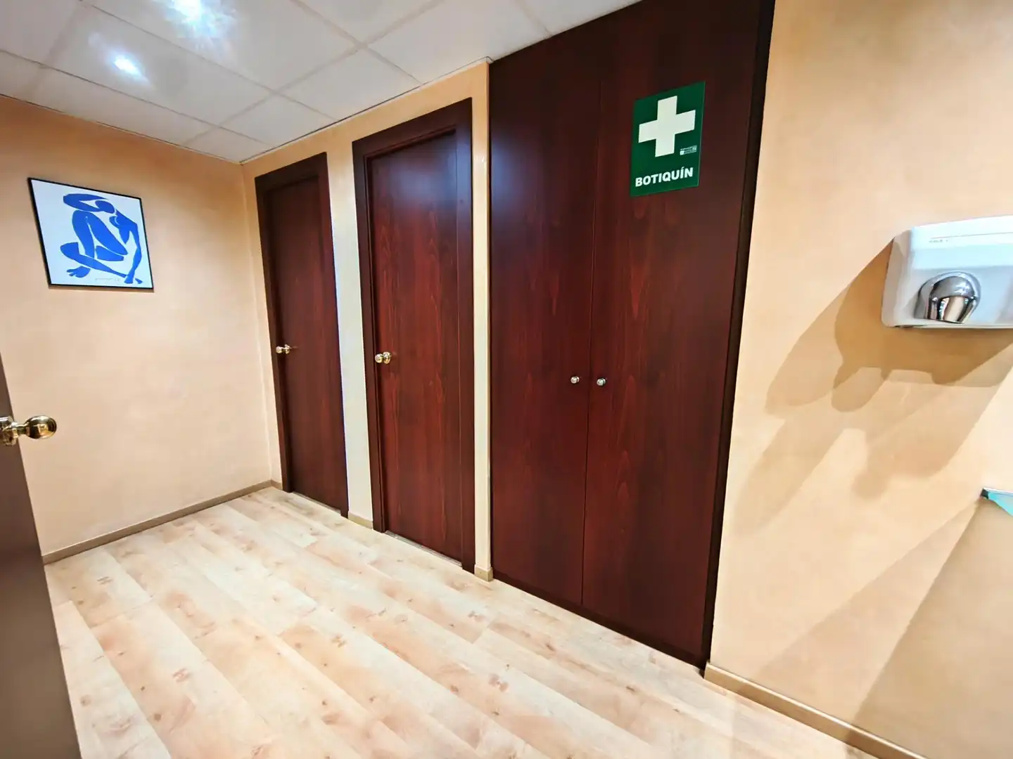 Oficina en venta en Barcelona con Aire acondicionado, Calefacción y Amueblado