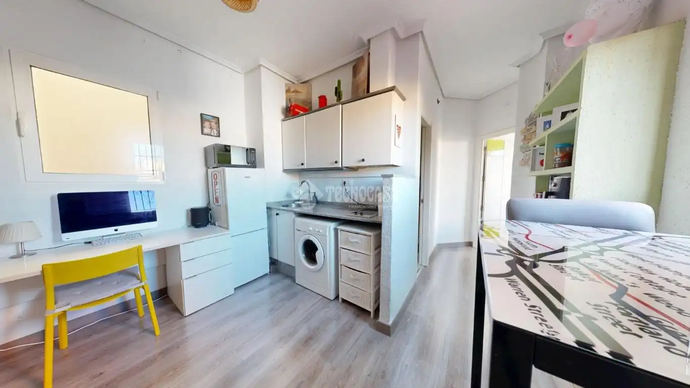 Appartamento con terrazza in vendita a L'Eixample, imagen 14