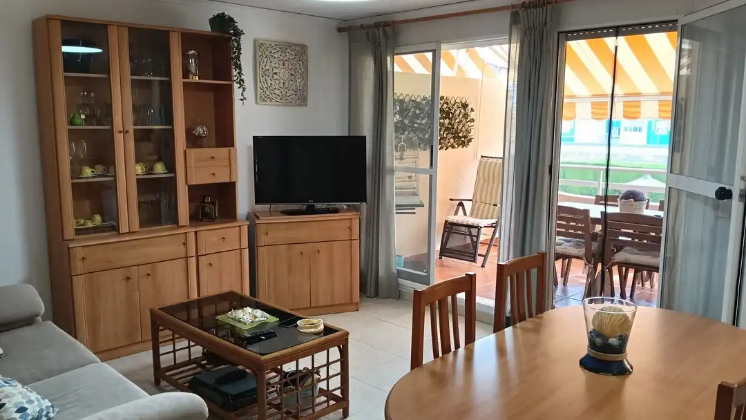 Sala de estar de Apartamento en venta en Xeraco con Terraza, Trastero y Amueblado