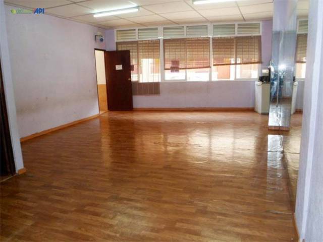 Local comercial en Alquiler en Desamparados - Hurchillo - Torremendo