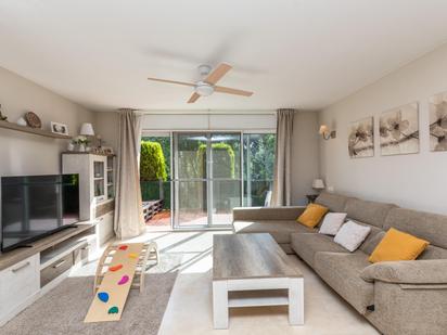 Single-family semi-detached for sale in Carrer Carrer del Garrofer, 2, L'Ametlla del Vallès