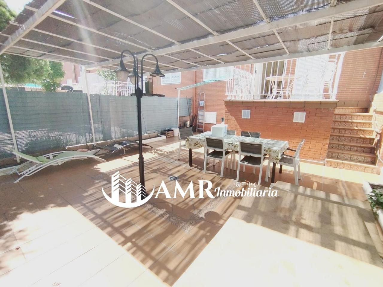 Terrace of Single-family semi-detached for sale in Parla  with Air Conditioner, Heating and Private garden