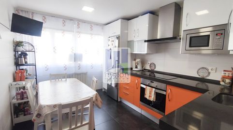 Foto 4 de Piso en venta en Plaza de Roma, Gamonal - San Bruno - G9, Burgos Capital