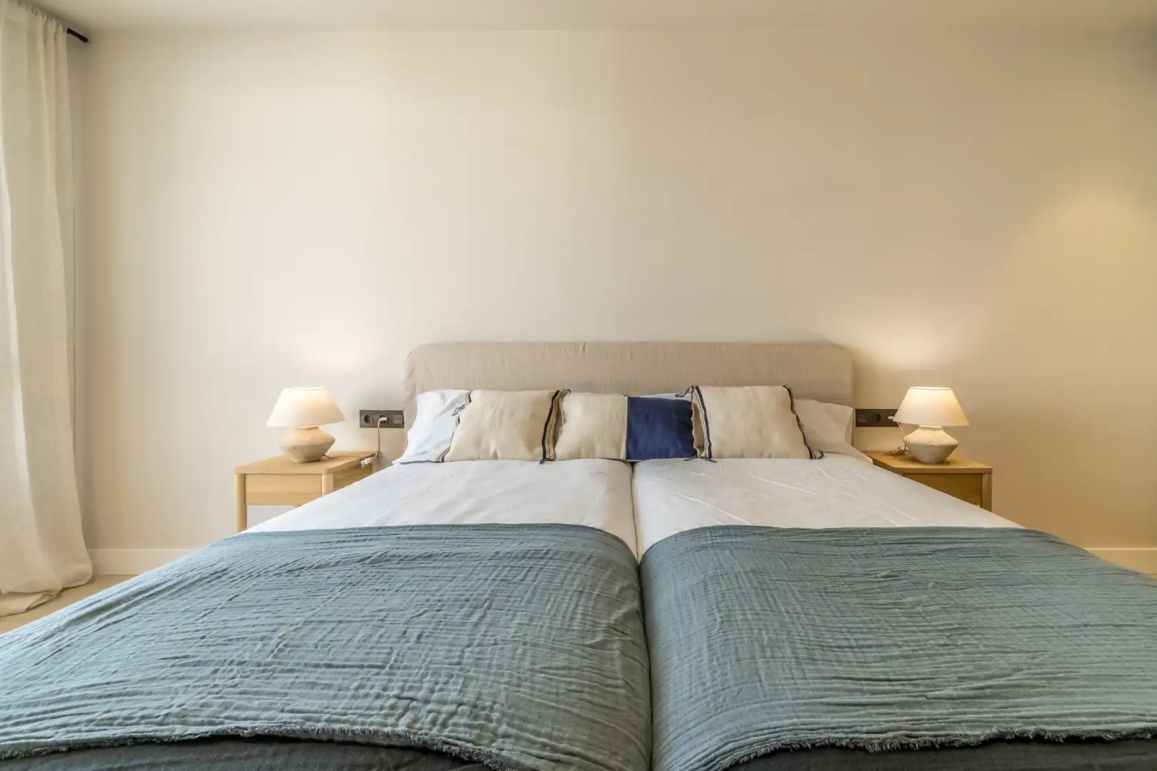 Habitación de Casa adosada de alquiler en Cambrils con Aire acondicionado, Calefacción y Jardín privado