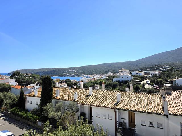 Casa adosada en Venta en Cadaqués