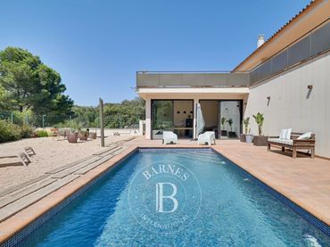 Casa amb piscina en venda a Residencial Begur - Esclanyà