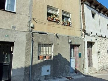 Haus zum Verkauf in Calle San Esteban 7