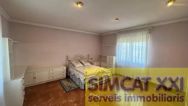 Bedroom of Houses for sale in Figueres  with Air Conditioner, Heating and Terrace