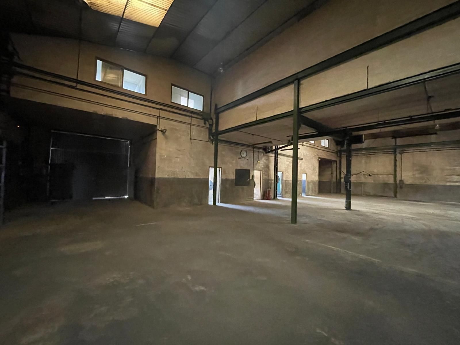 Nau industrial en venda en Palau-solità i Plegamans