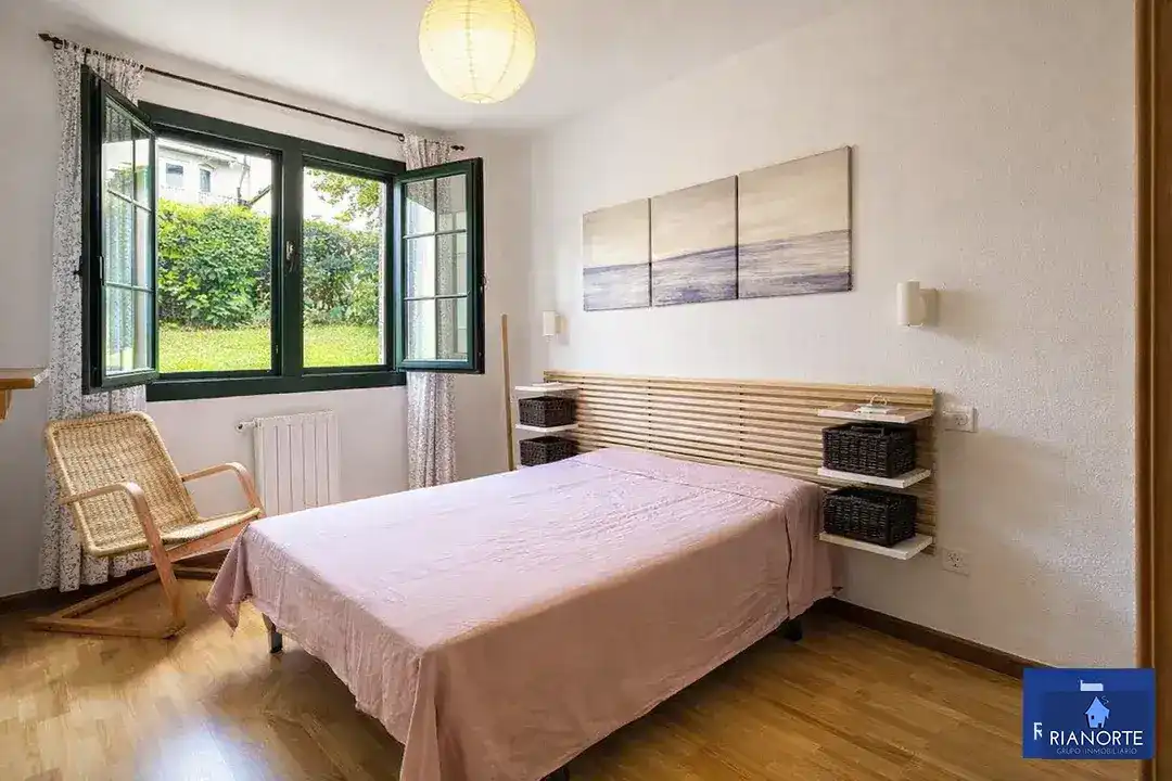 Piso con piscina en venta en Calle Castillo de Gauzón, imagen 19