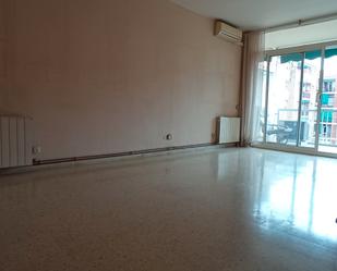 Sala d'estar de Pis en venda en  Barcelona Capital amb Aire condicionat, Calefacció i Balcó
