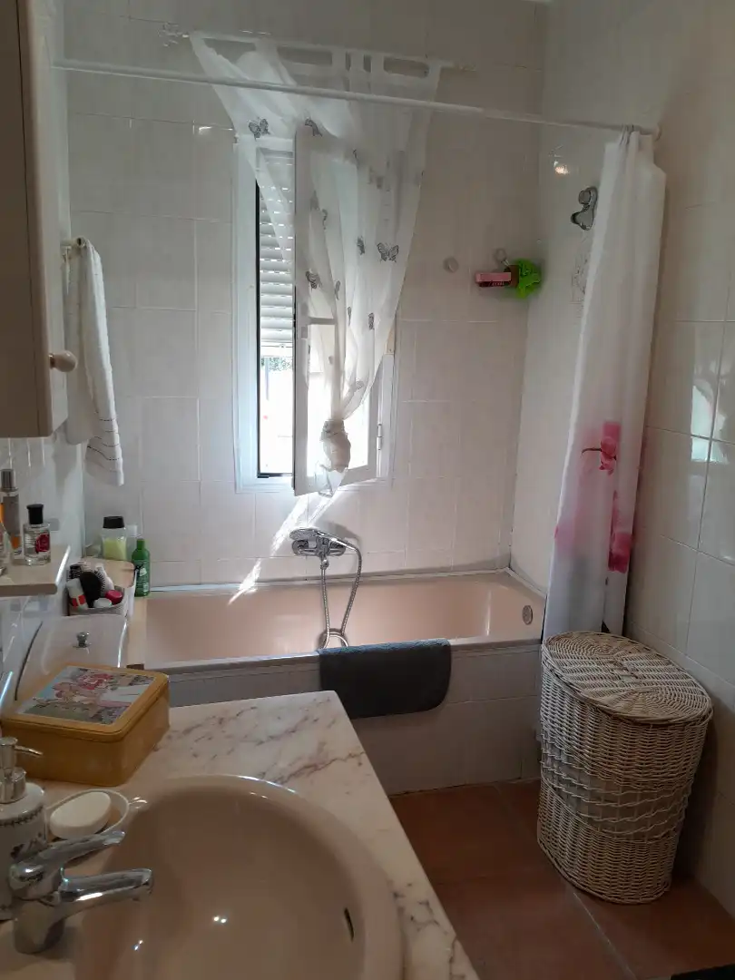 Baño de Casa o chalet en venta en Cobisa con Calefacción, Jardín privado y Amueblado