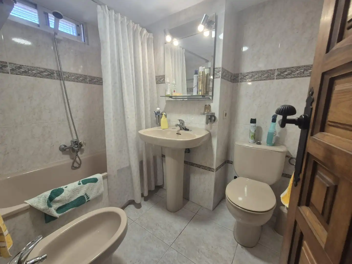 Bathroom of Houses for sale in Aldea del Fresno  with Air Conditioner, Heating and Swimming Pool