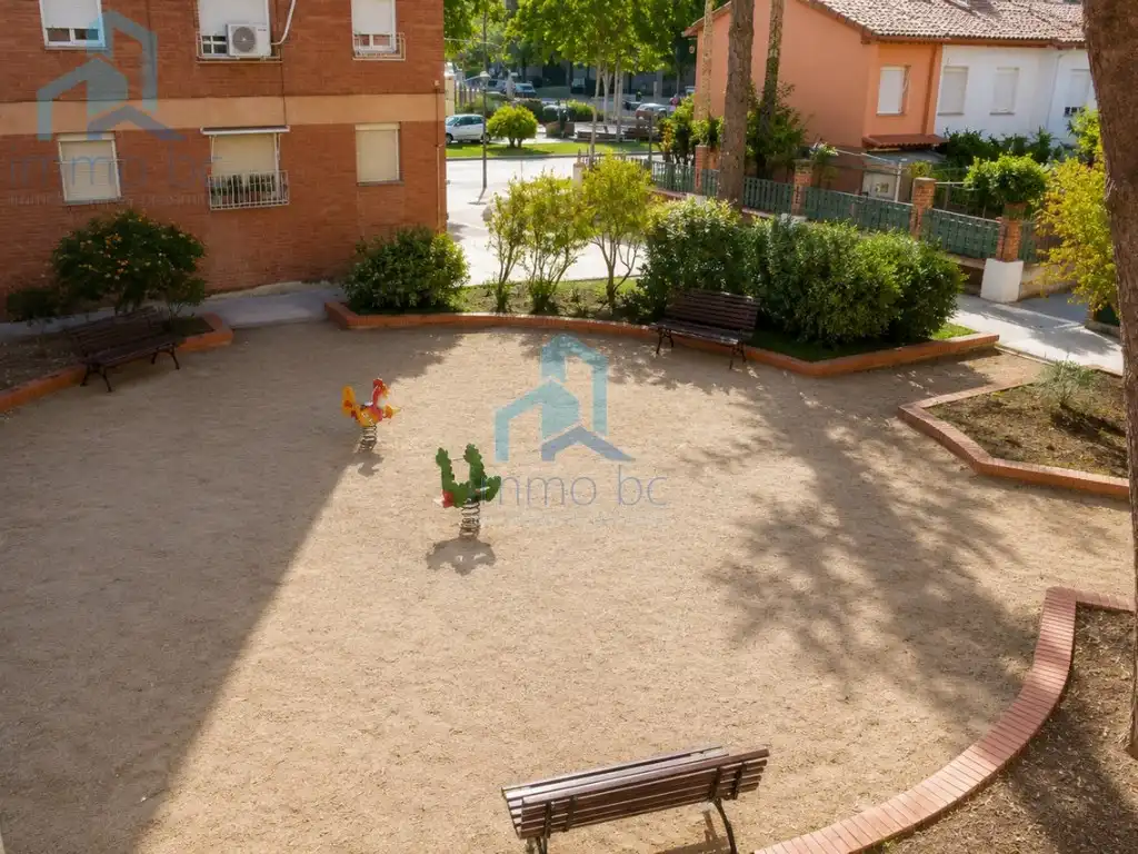 Vista exterior de Piso en venta en Reus